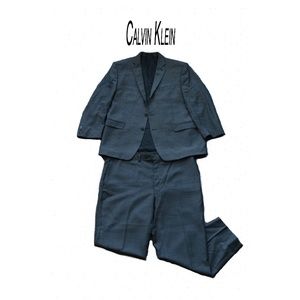 Calvin Klein Suit Set LIKE NEW